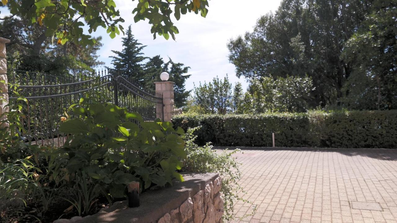Apartmani Lili Novi Vinodolski Exterior photo