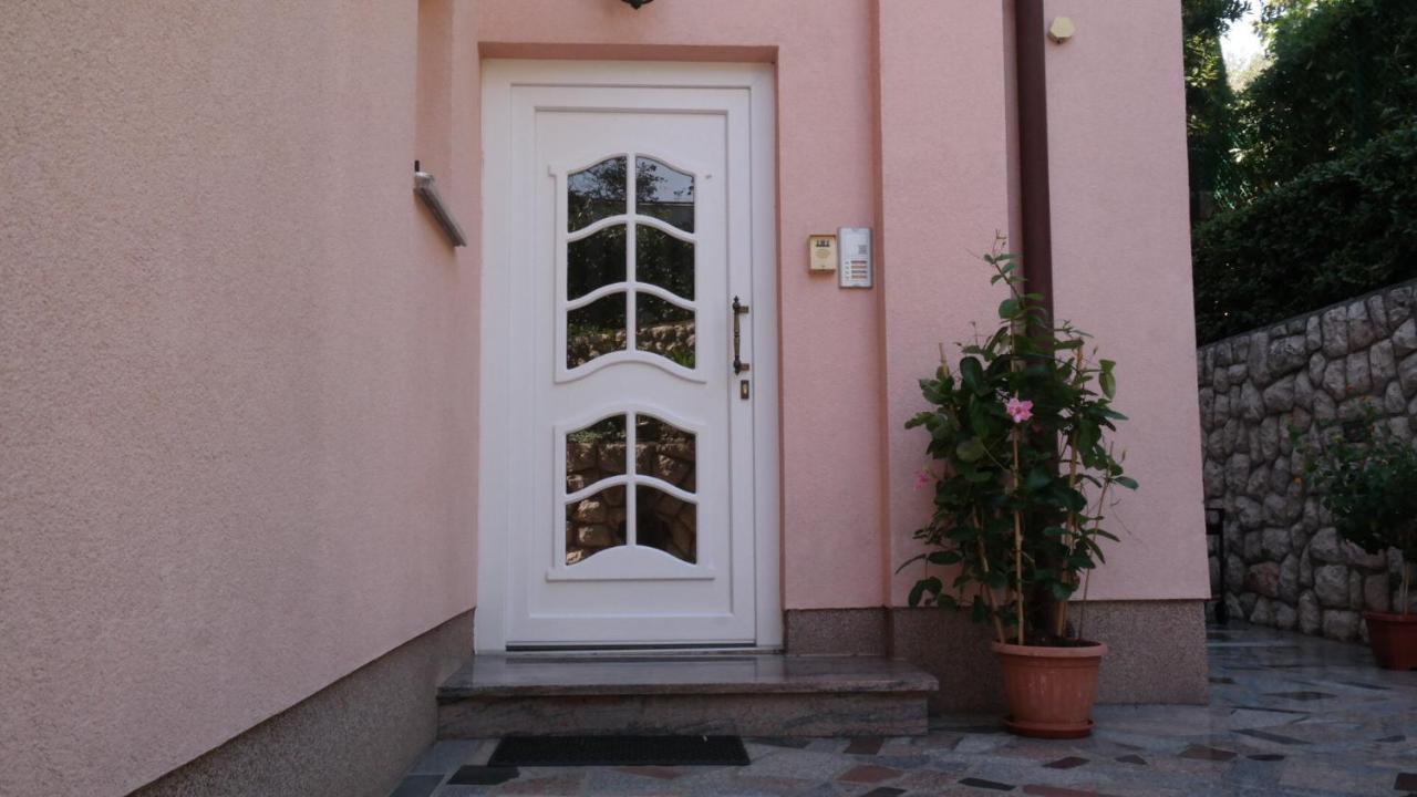Apartmani Lili Novi Vinodolski Exterior photo