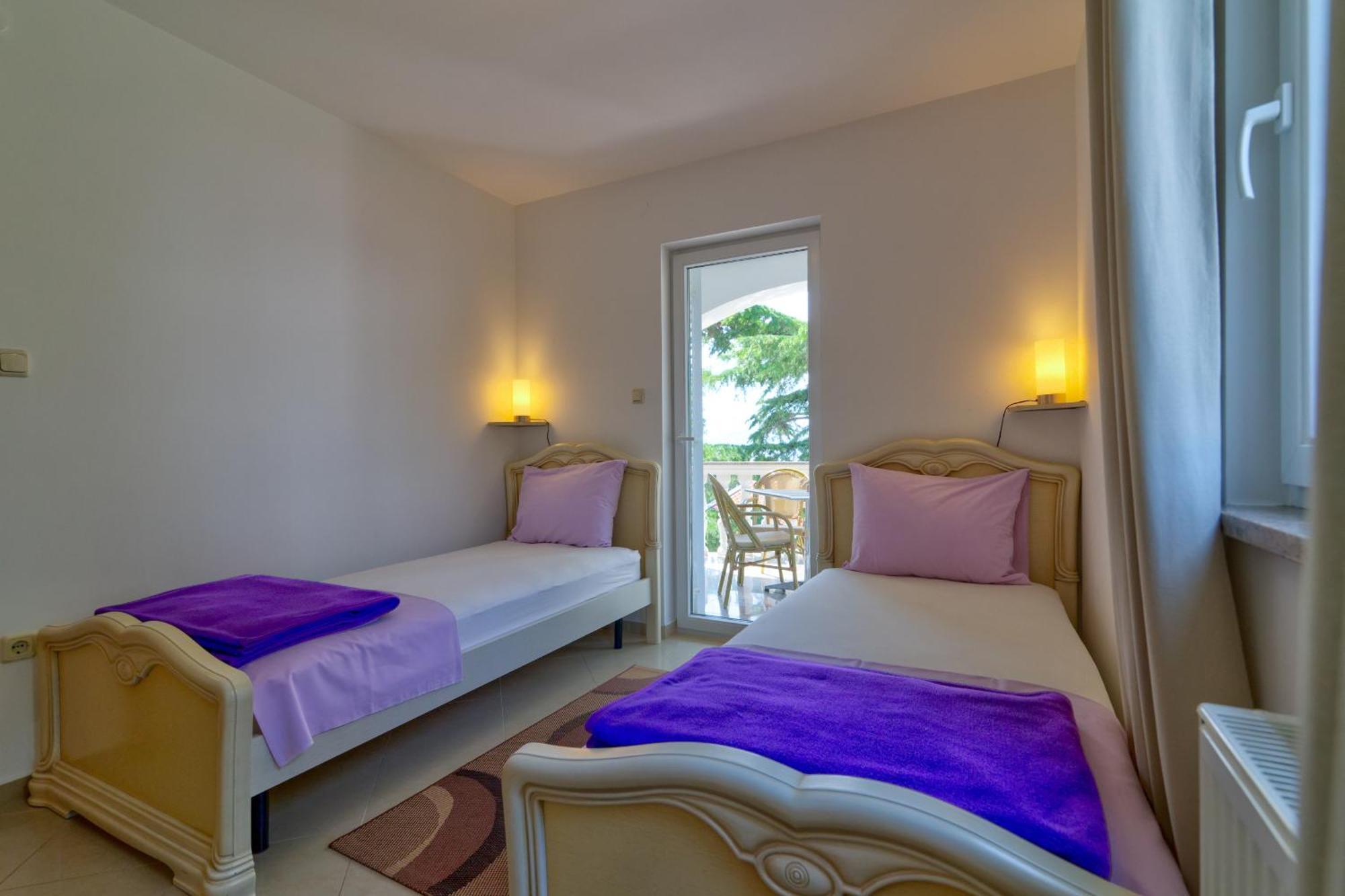 Apartmani Lili Novi Vinodolski Room photo